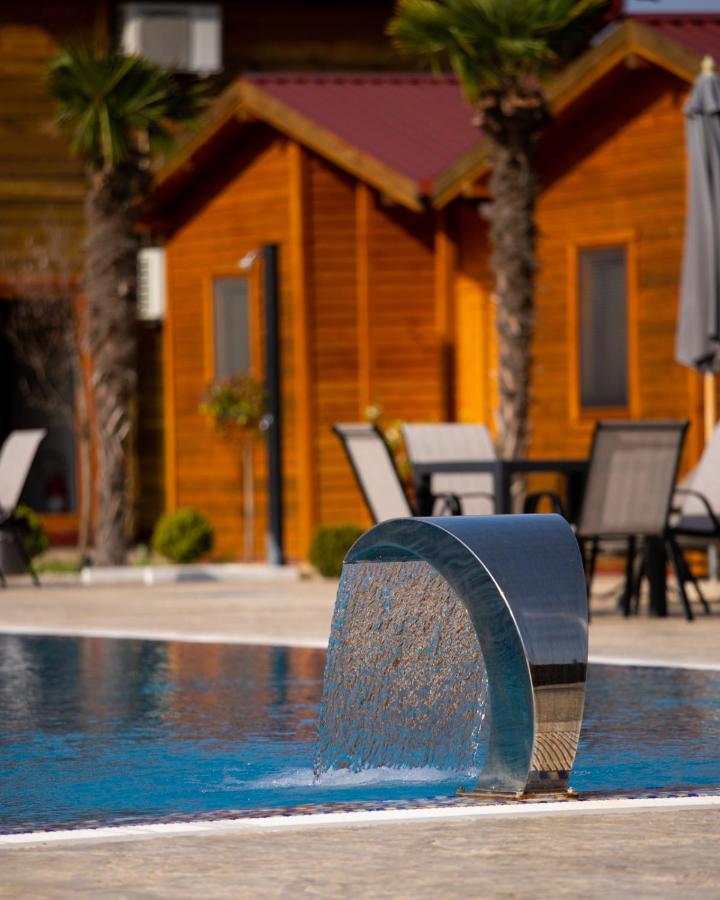 Hotel Divine Garden Ulcinj Exterior foto