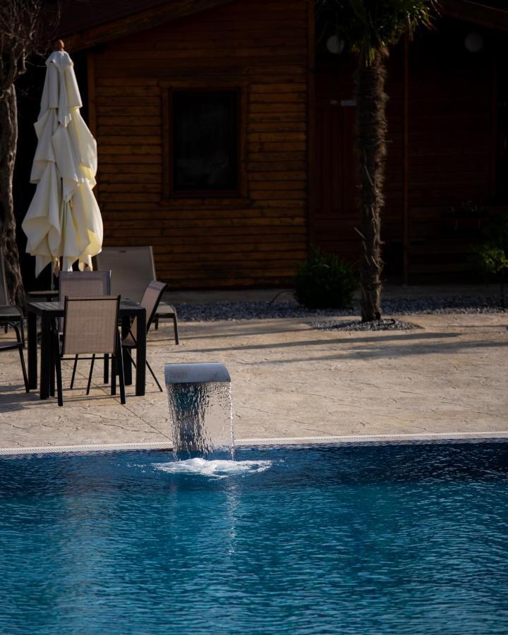 Hotel Divine Garden Ulcinj Exterior foto