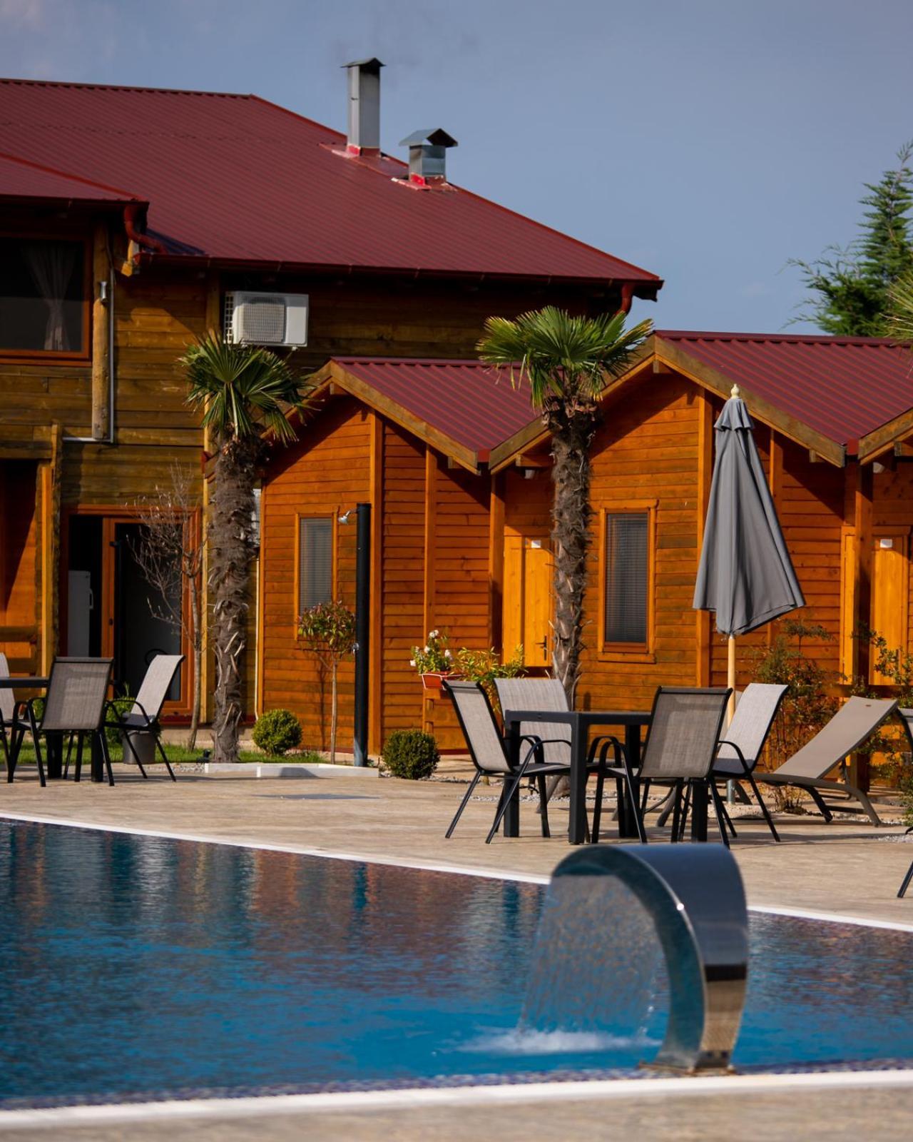 Hotel Divine Garden Ulcinj Exterior foto