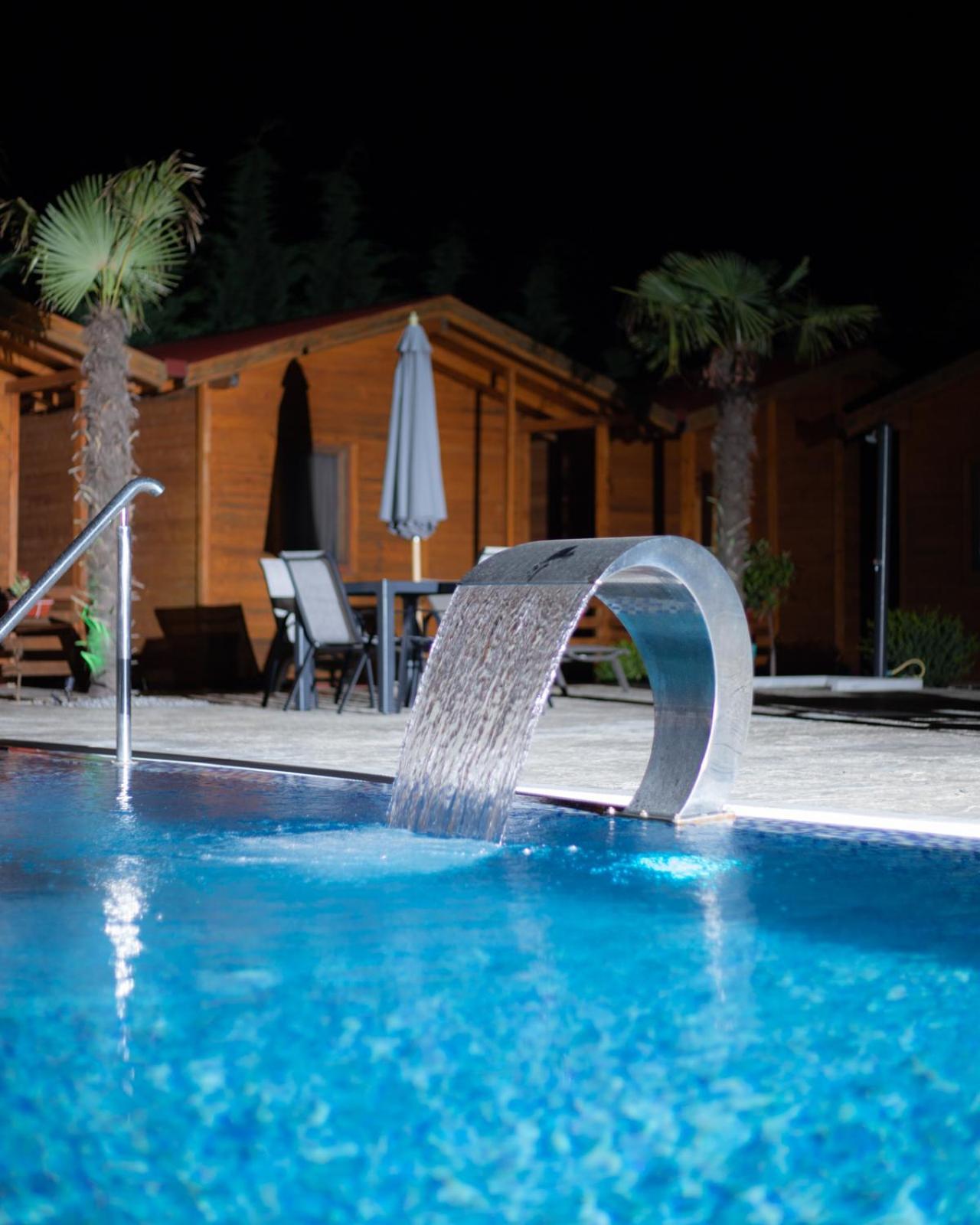 Hotel Divine Garden Ulcinj Exterior foto